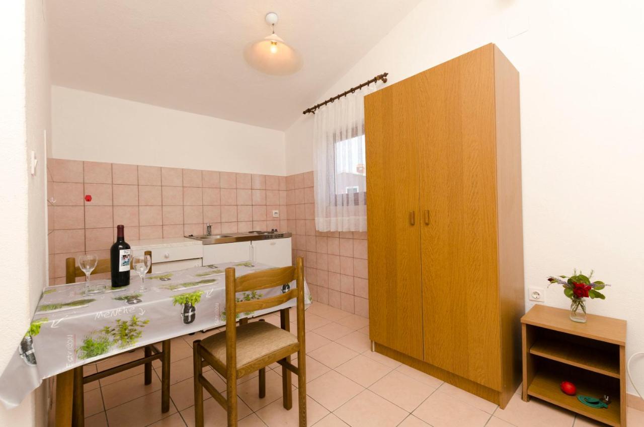 Apartments Mirko Trogir Habitación foto
